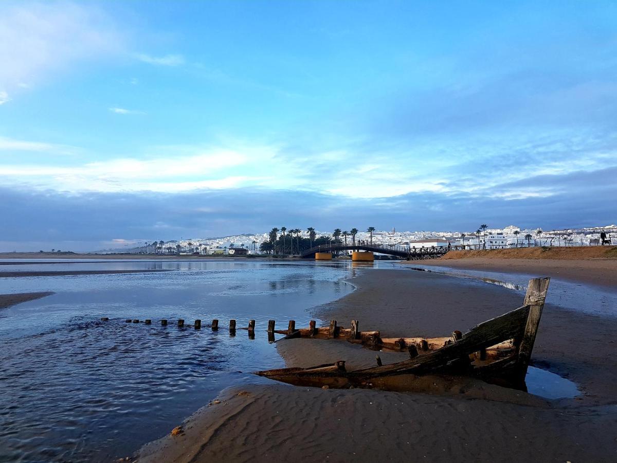 Apartamentos El Arrecife Conil De La Frontera Exteriör bild