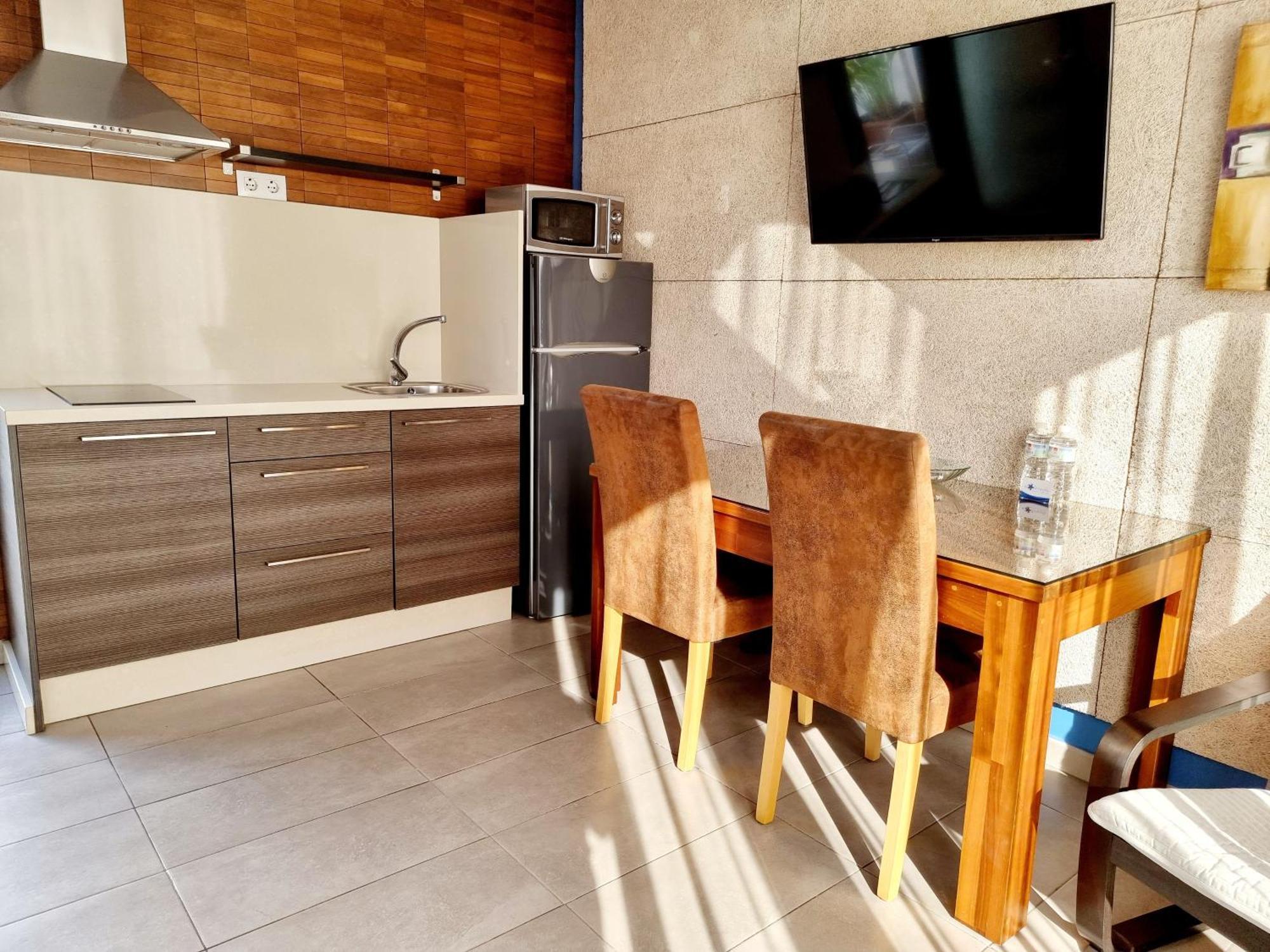 Apartamentos El Arrecife Conil De La Frontera Exteriör bild